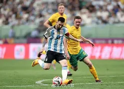 关于国内球队在国际赛场经受考验，胜局难求的信息